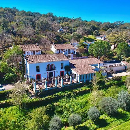 Finca Valbono Apartamentos Rurales Y Hotel Aracena Eksteriør bilde