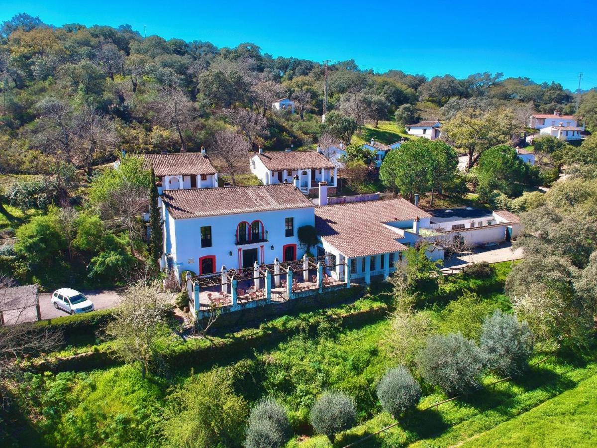 Finca Valbono Apartamentos Rurales Y Hotel Aracena Eksteriør bilde