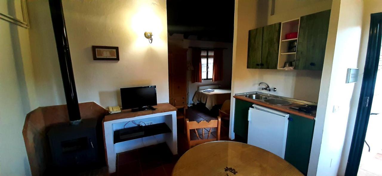 Finca Valbono Apartamentos Rurales Y Hotel Aracena Eksteriør bilde