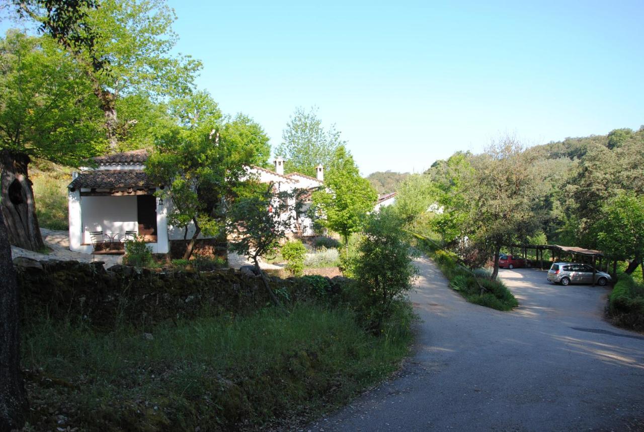 Finca Valbono Apartamentos Rurales Y Hotel Aracena Eksteriør bilde