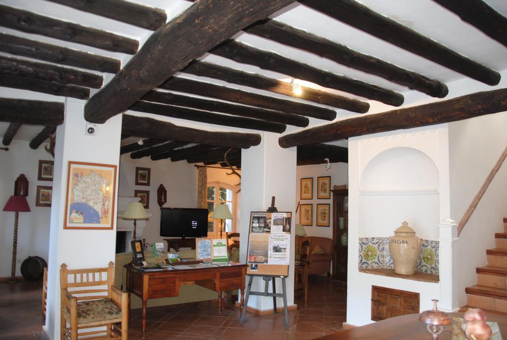 Finca Valbono Apartamentos Rurales Y Hotel Aracena Eksteriør bilde
